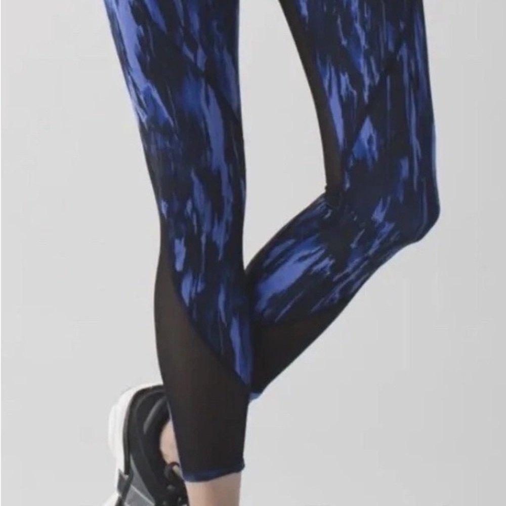 Lululemon Leggings All Meshed Up 7/8 Size 6